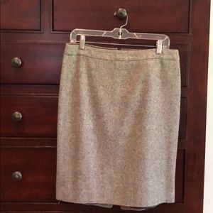 Good condition tweed skirt - J Crew